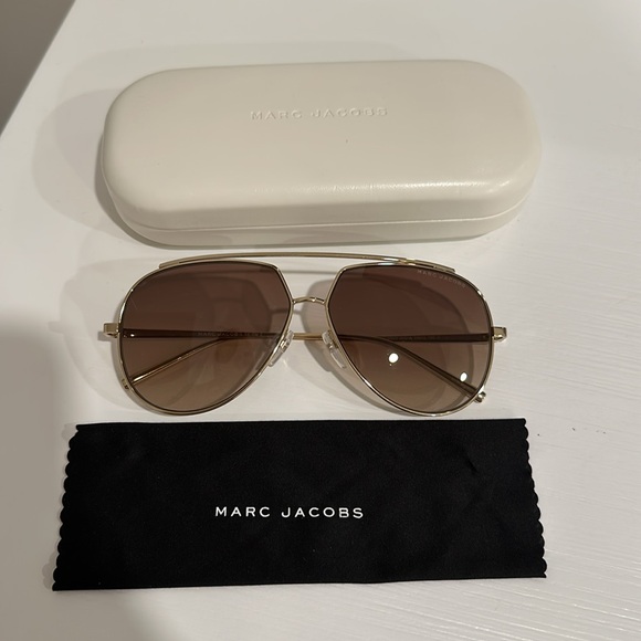 Marc Jacobs Pilot Sunglasses - Picture 6 of 6